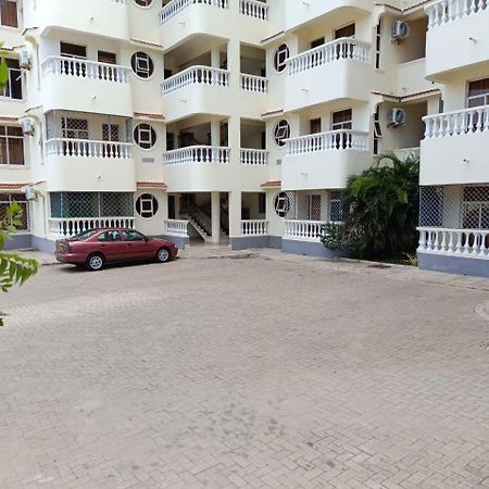 Pk Ocean Apartment Mombasa Luaran gambar
