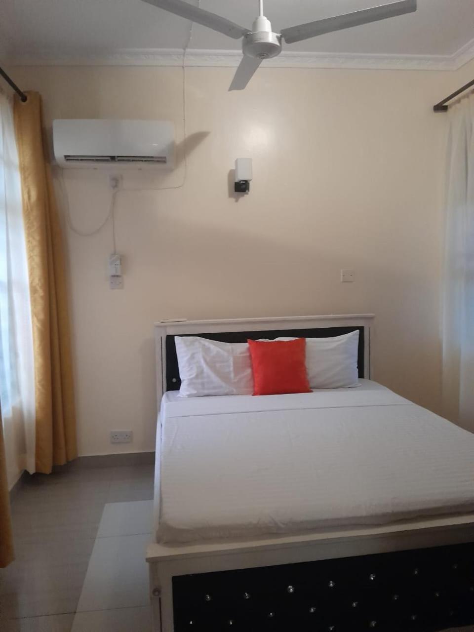 Pk Ocean Apartment Mombasa Luaran gambar