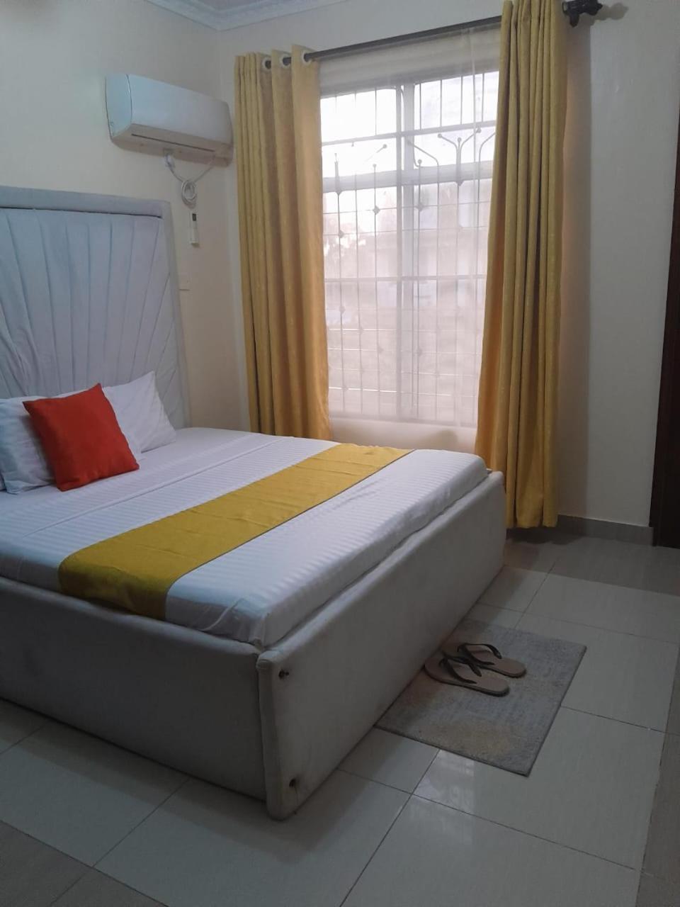 Pk Ocean Apartment Mombasa Luaran gambar
